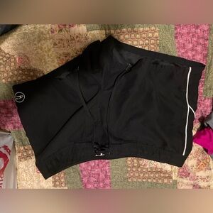 O’Neil size small board shorts